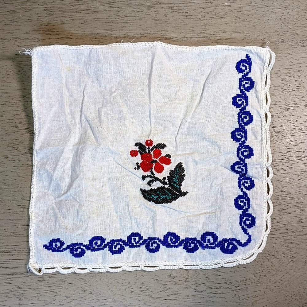 Vintage Hand Cross-stitched Red Floral Crocheted Edge Doily Napkin 9"x8.5"